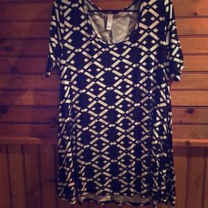 Lularoe Perfect T